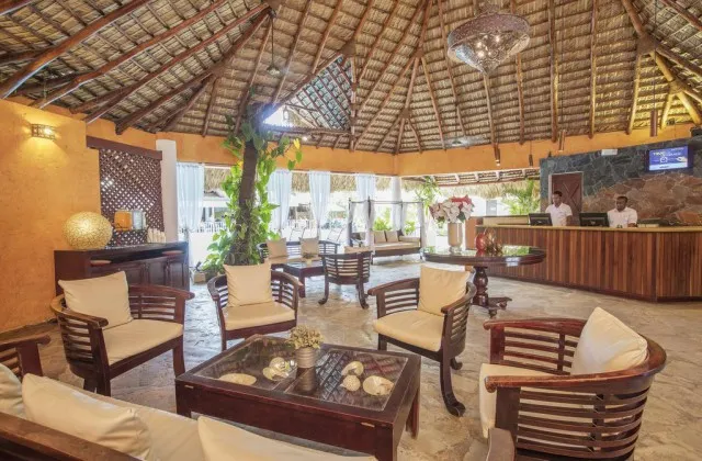 Hotel Todo Incluido WhalaBavaro Punta Cana lobby recepcion